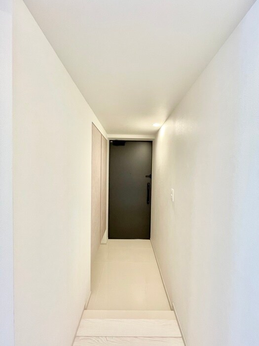 物件内観写真18　(玄関)