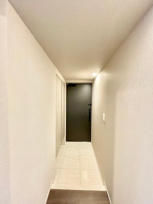 物件内観写真18　(玄関)