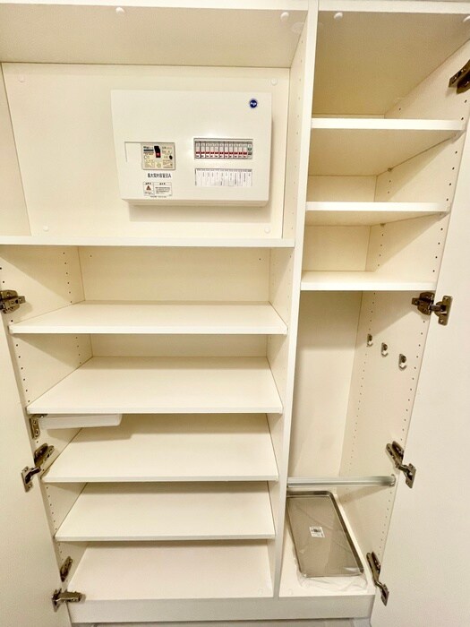 物件内観写真18　(靴箱)