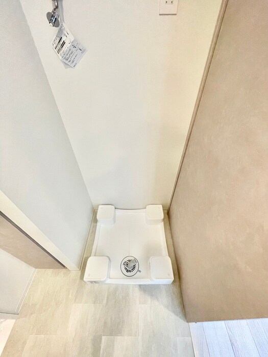 物件内観写真20　(洗濯機置場)