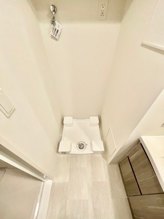 物件内観写真21　(洗濯機置場)