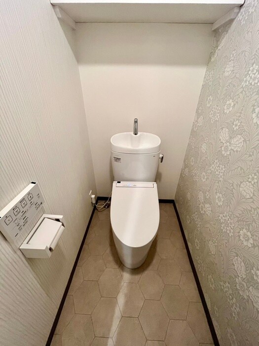 物件内観写真13　(トイレ)