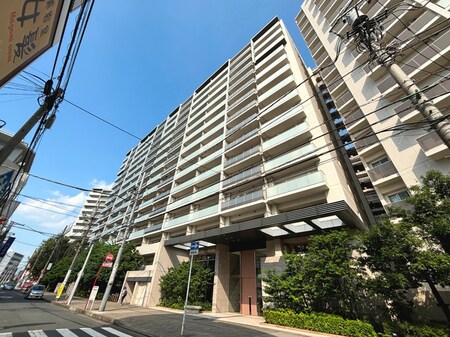 ﾌﾟﾗｳﾄﾞｼﾃｨ志木本町ｾﾝﾀｰｺｰﾄ(518)外観写真