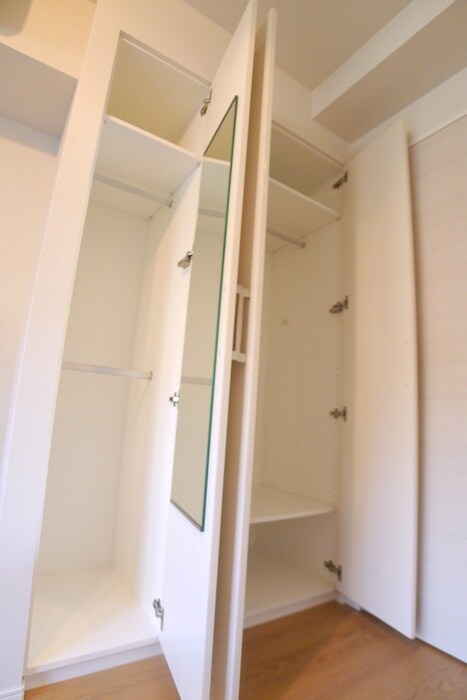 物件内観写真18　(収納)