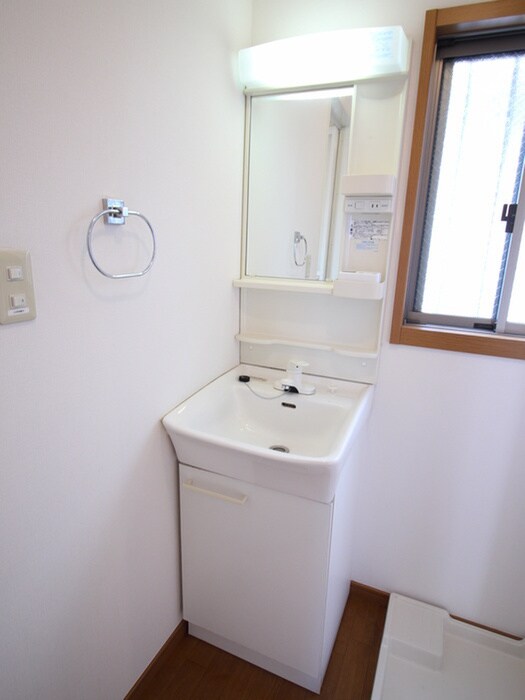 物件内観写真15　(洗面)