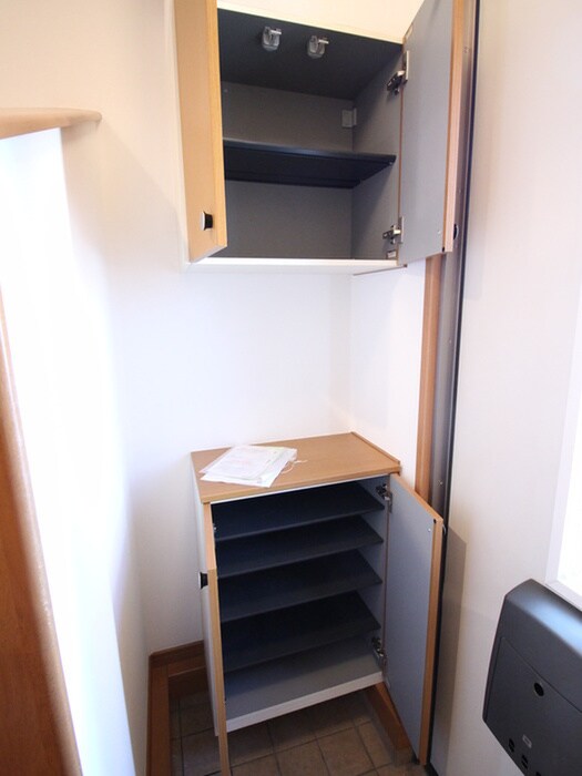 物件内観写真19　(靴箱)