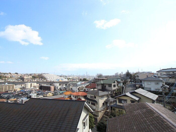 物件内観写真22　(室内からの展望)