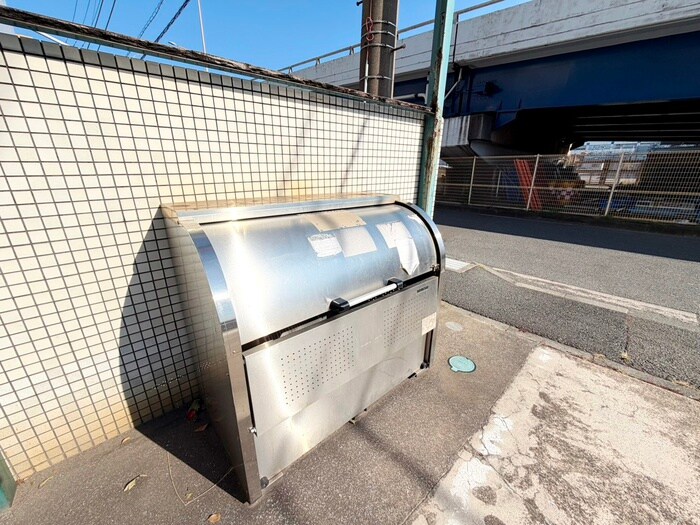 物件外観写真6　(建物設備)