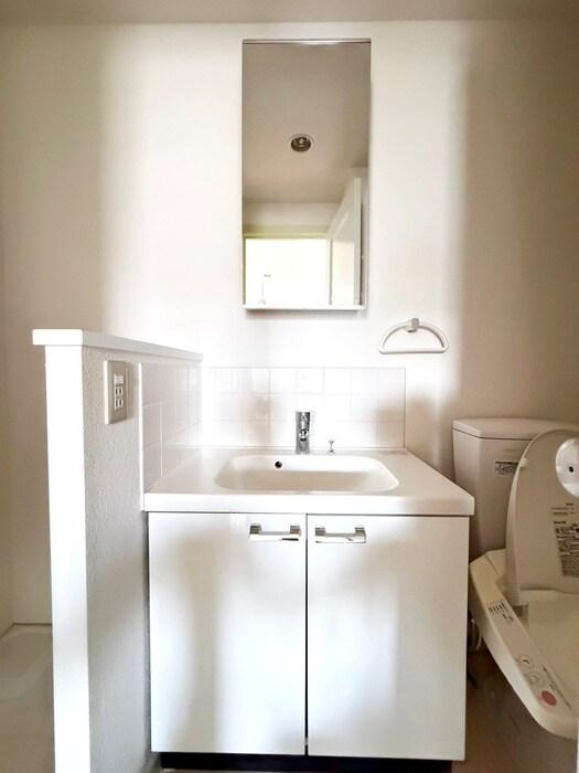 物件内観写真15　(洗面)