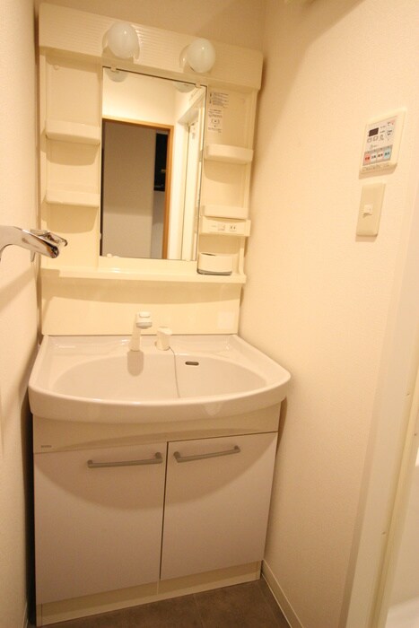 物件内観写真14　(洗面)