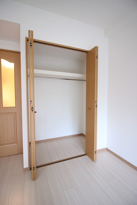 物件内観写真15　(収納)