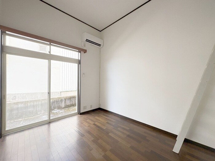 物件内観写真6　(居室)