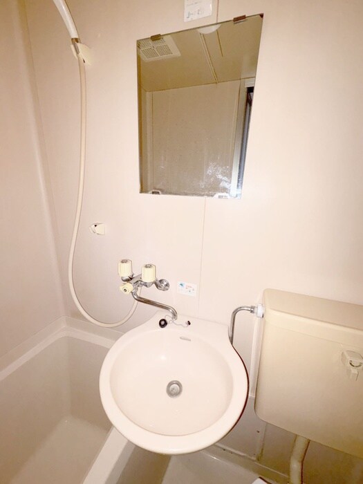 物件内観写真12　(洗面)