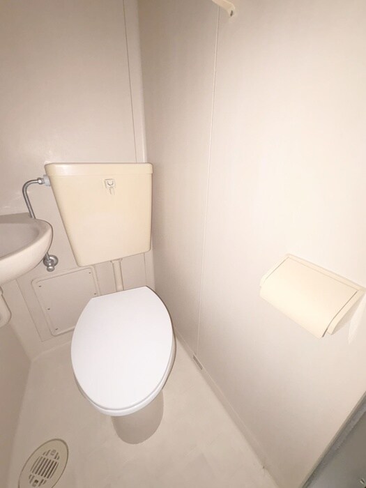 物件内観写真14　(トイレ)