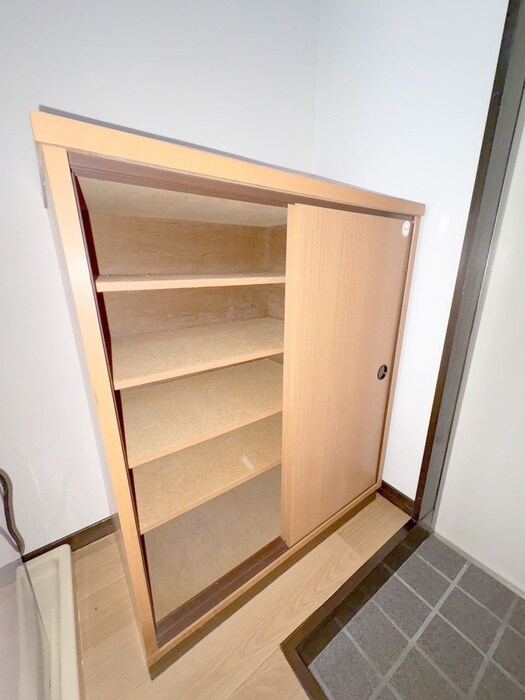 物件内観写真16　(靴箱)