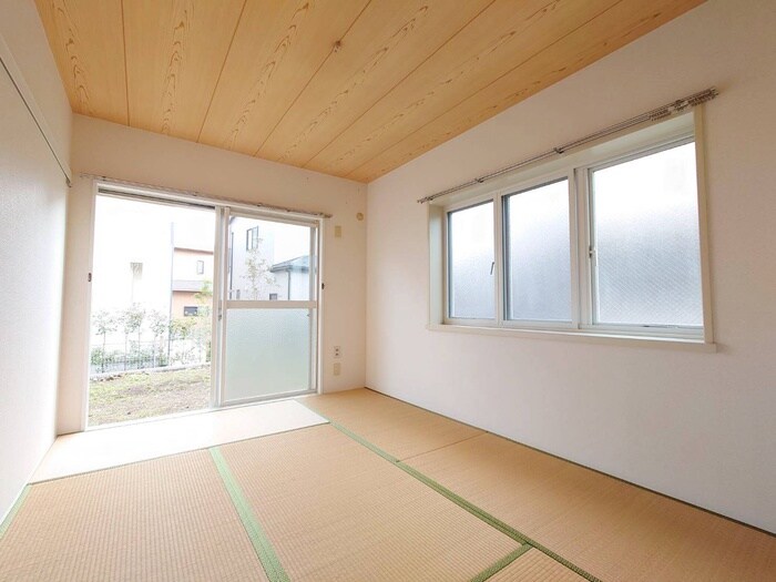 物件内観写真8　(居室)