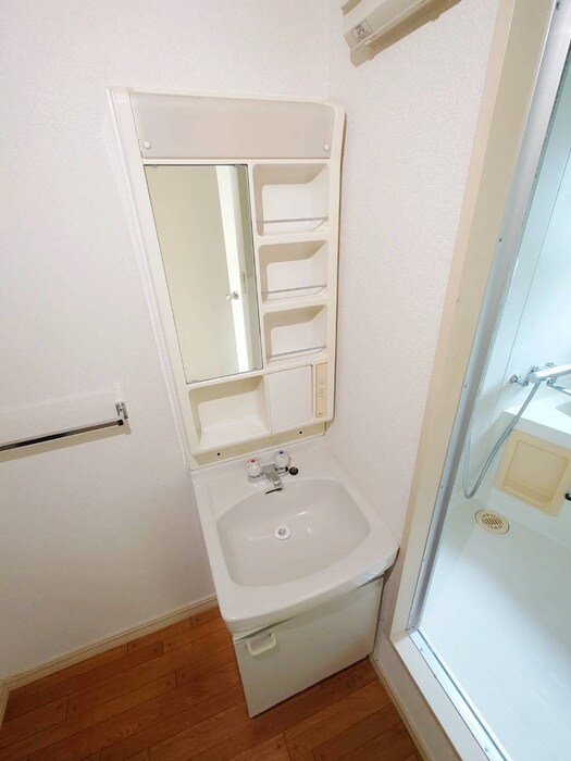 物件内観写真13　(洗面)