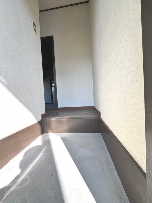 物件内観写真21　(廊下)