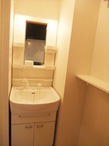 物件内観写真5　(洗面)