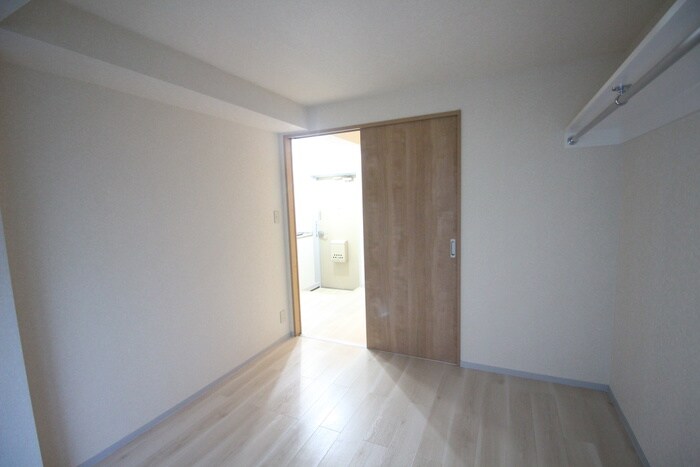 物件内観写真18　(居室)