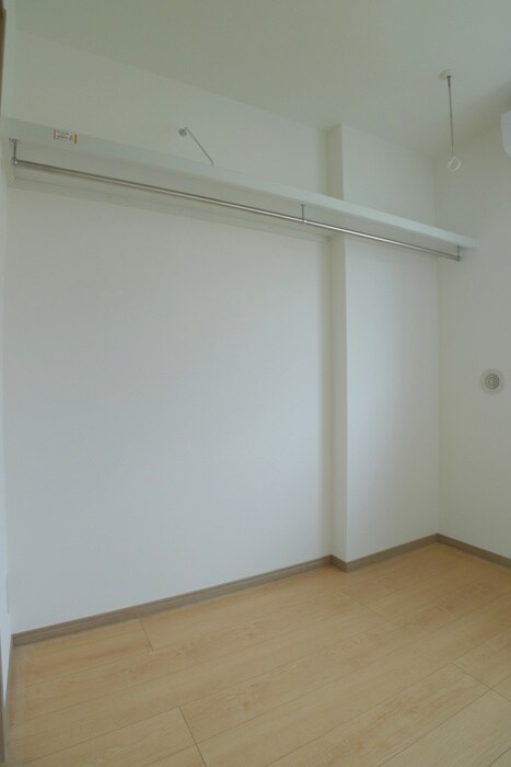 物件内観写真9　(収納)