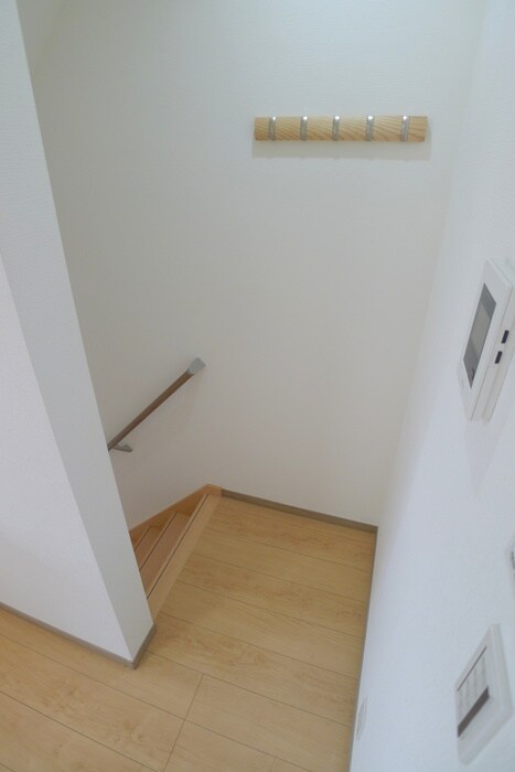 物件内観写真18　(廊下)