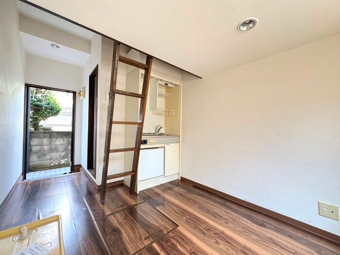 物件内観写真7　(居室)