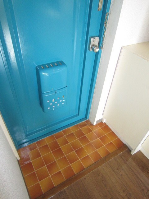 物件内観写真11　(玄関)