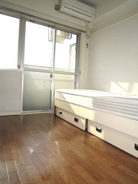 物件内観写真13　(居室)