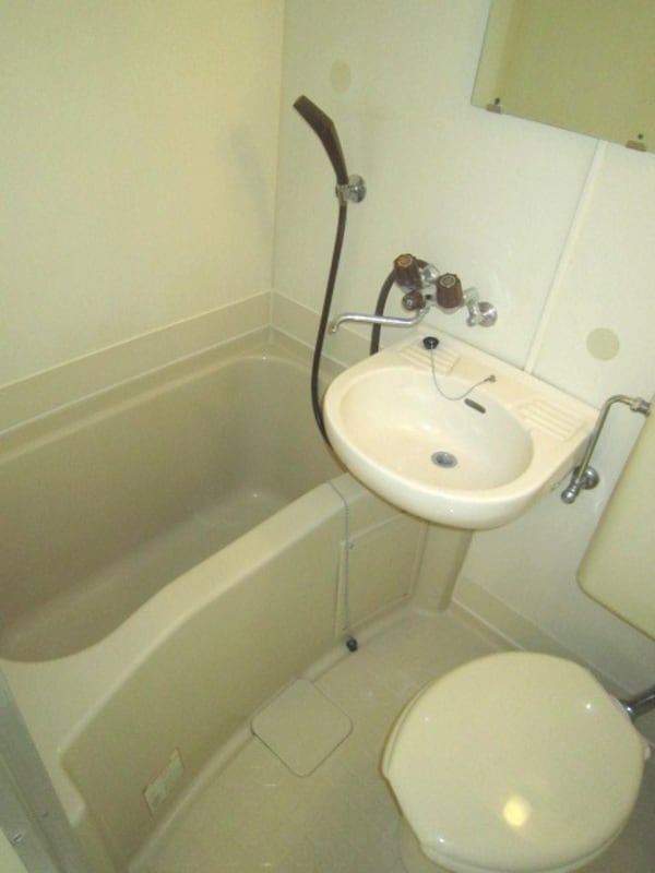 バス／シャワールーム等