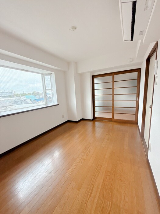 物件内観写真22　(居室)