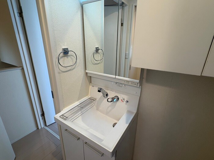 物件内観写真13　(洗面)