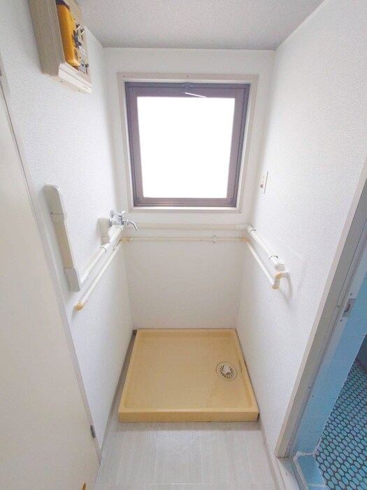 ボーンハイムの洗濯機置場