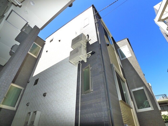 物件外観写真1　(外観写真)