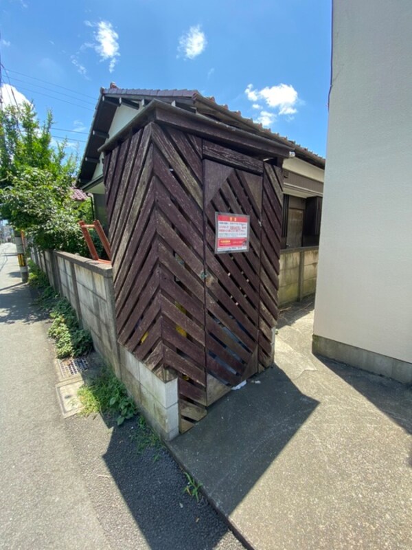 バイク置き場