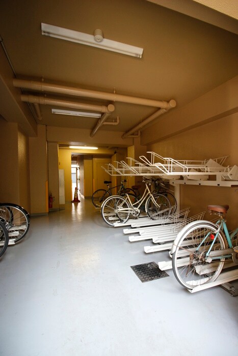 物件外観写真6　(駐輪場)