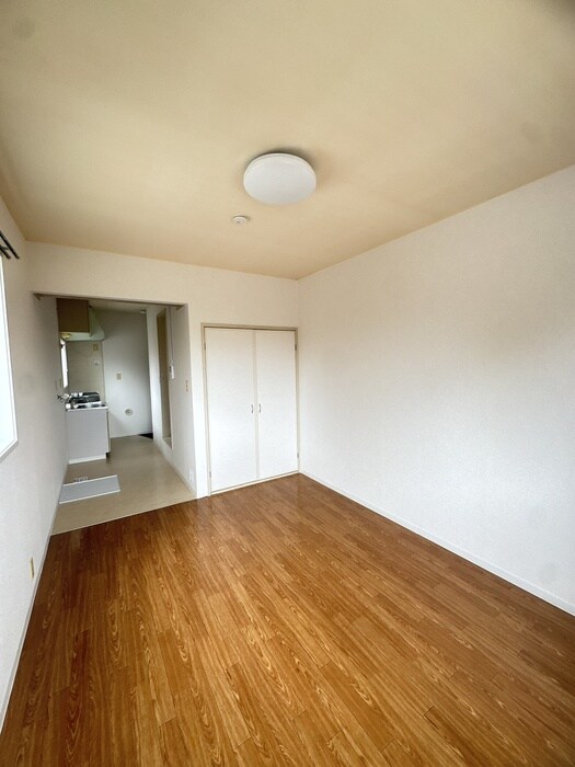 物件内観写真13　(居室)