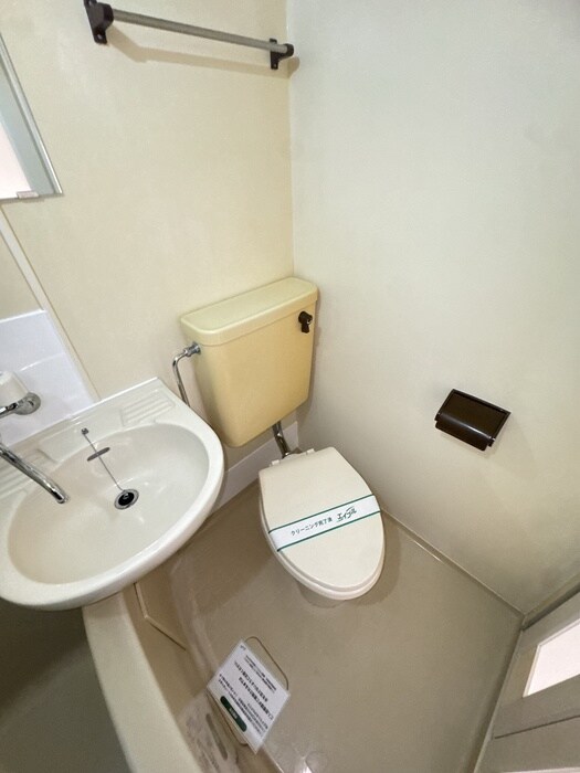 物件内観写真19　(トイレ)