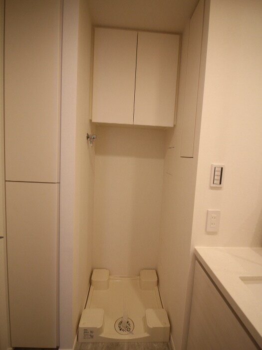 物件内観写真15　(洗濯機置場)