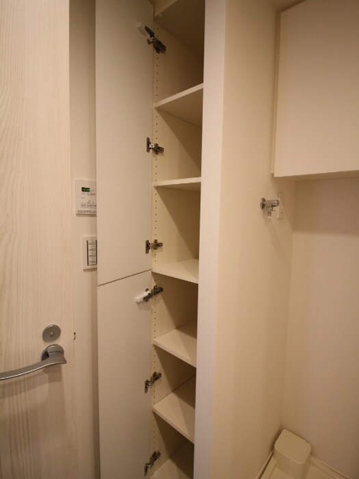 物件内観写真16　(収納)