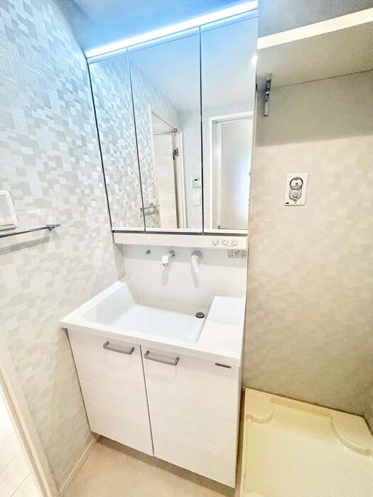 物件内観写真12　(洗面)