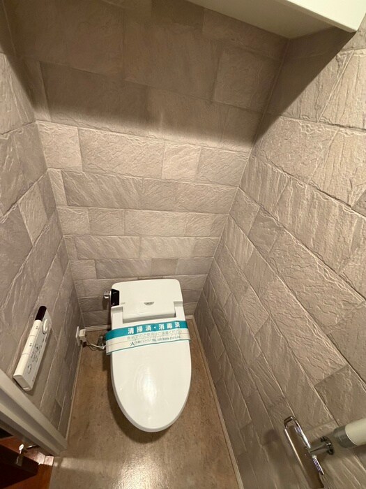 物件内観写真15　(トイレ)