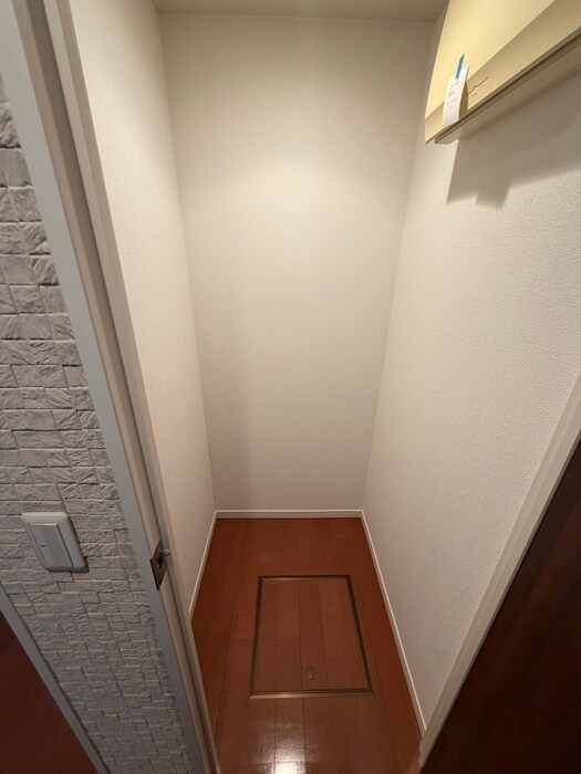 物件内観写真16　(収納)