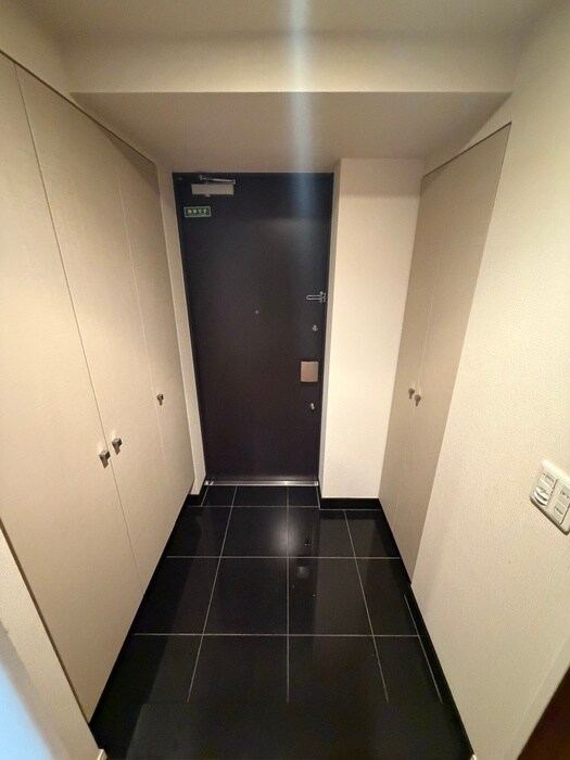 物件内観写真17　(玄関)