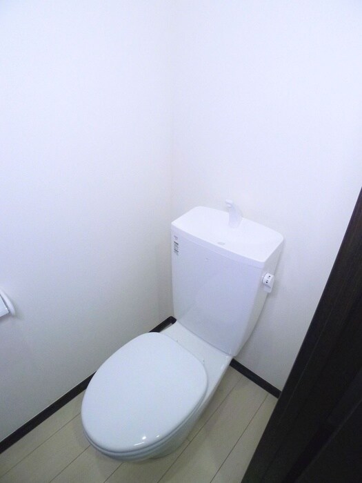 物件内観写真16　(トイレ)