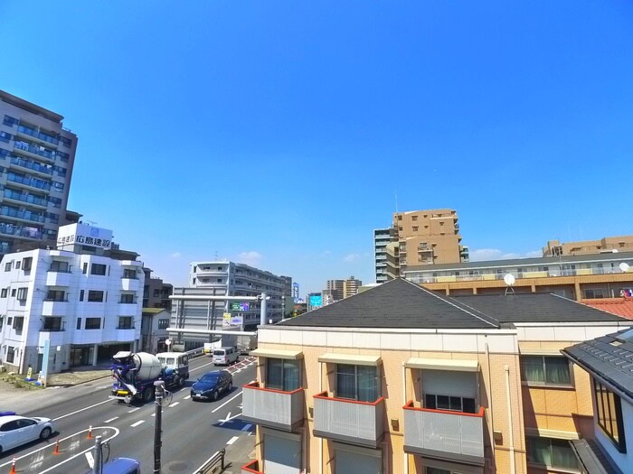 物件内観写真22　(室内からの展望)