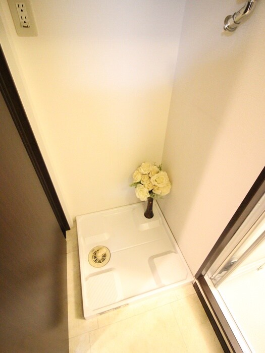 物件内観写真15　(洗濯機置場)