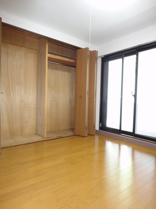 物件内観写真8　(収納)