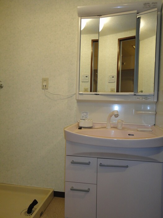物件内観写真10　(洗面)