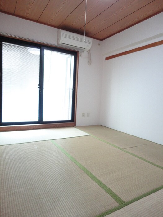 物件内観写真12　(居室)